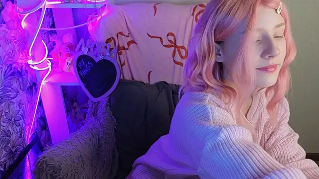 Snapshot of sarakaell chatting on February 2026 01:37:02 AM sarakaell online show from February 2026 01:37:02 AM