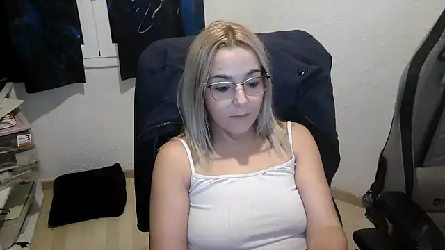 bekka   online show from December 2025 05:17:01 PM