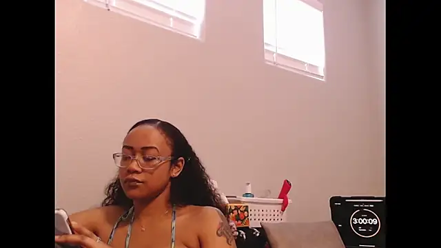 RylHoneyy online show from February 2026 08:05:02 PM