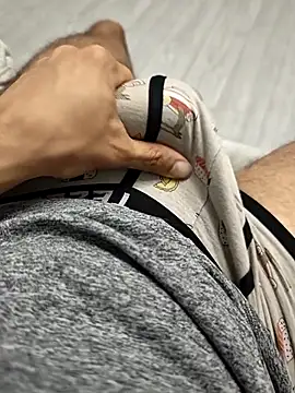 Snapshot of QuietBoy chatting on July 2026 10:04:01 PM QuietBoy online show from July 2026 10:04:01 PM
