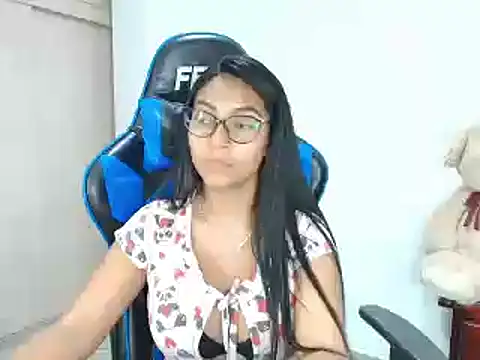 sophiax-x online show from March 2025 12:58:01 AM