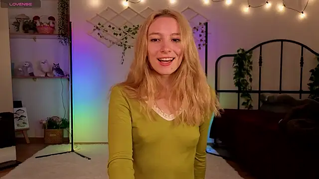 berrry girl online show from May 2026 05:27:02 AM
