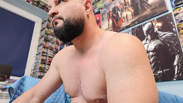 Snapshot of Muscle_Bear chatting on May 2026 04:53:02 AM Muscle Bear online show from May 2026 04:53:02 AM