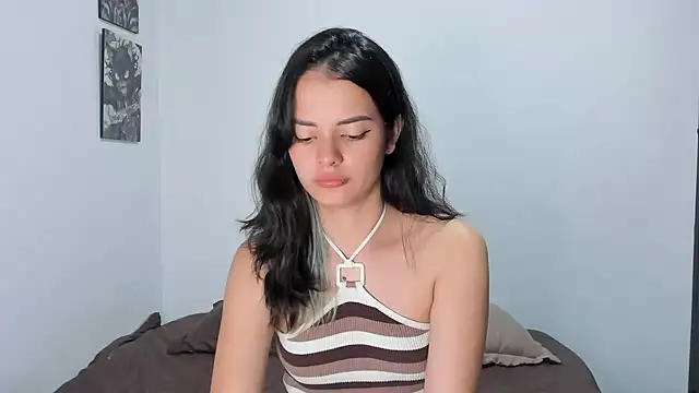 Abby Saenz01 online show from November 2025 05:57:01 PM