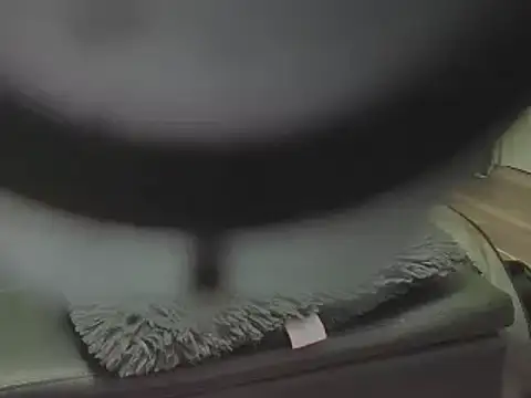 AwesomePapaya online show from November 2025 12:35:01 AM