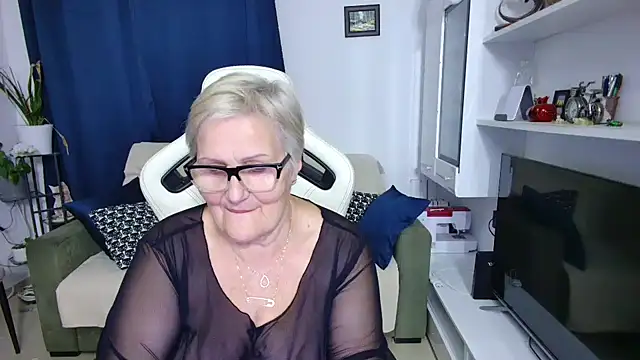 Selenna57 online show from April 2026 05:26:01 PM