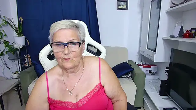 Selenna57 online show from May 2026 05:40:01 PM