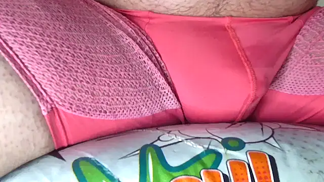 ChubbyLatin  online show from December 2024 01:33:01 PM