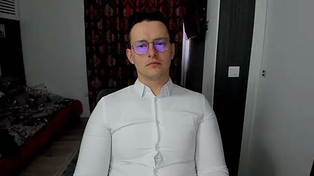 sexxymuscles4u online show from February 2026 08:54:01 AM