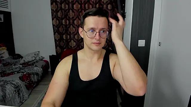 sexxymuscles4u online show from February 2026 12:04:02 PM