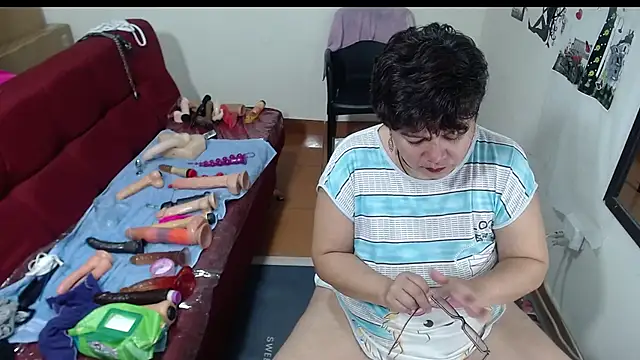 angelitolove727 online show from January 2025 02:09:01 AM