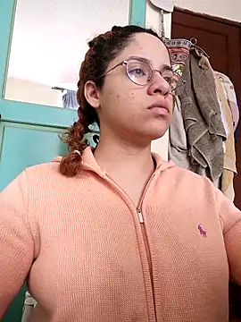 EmmaMelissa0521 online show from September 2025 06:43:02 PM