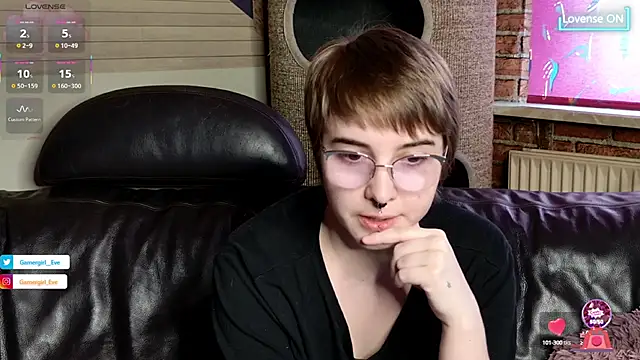 GamerGirl Eve online show from September 2025 03:59:02 PM