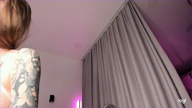 Diamond D  online show from February 2025 10:07:02 PM