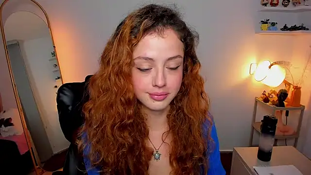 Cassandra Caiin online show from September 2025 03:17:01 AM