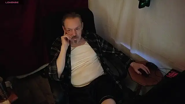 Snapshot of Richy__Rich_ chatting on March 2026 12:01:01 AM Richy Rich online show from March 2026 12:01:01 AM