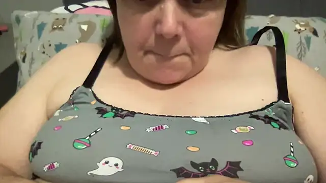 Snapshot of ParisNova chatting on January 2026 10:13:02 PM ParisNova online show from January 2026 10:13:02 PM