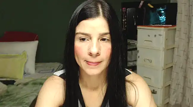 Estefani 32 online show from January 2025 06:27:01 PM