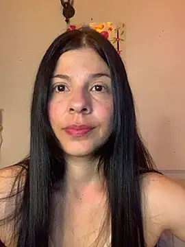 Estefani 32 online show from March 2026 07:42:01 PM