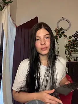 Estefani 32 online show from June 2026 03:57:01 PM