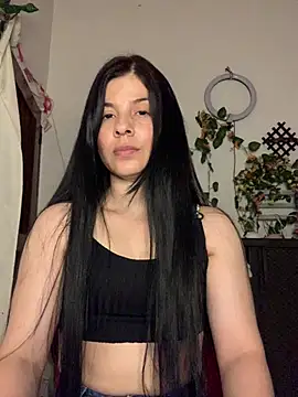 Estefani 32 online show from July 2026 06:40:02 PM