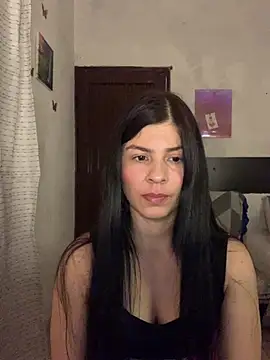 Estefani 32 online show from July 2026 04:45:01 PM