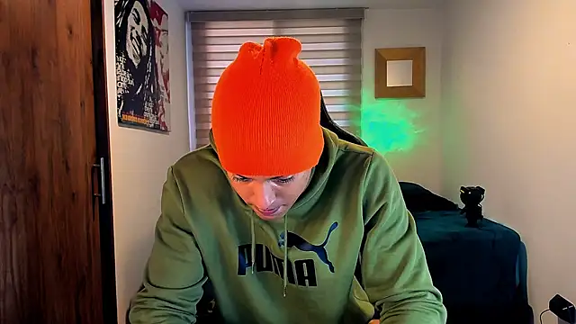 Liam V online show from January 2025 12:35:01 PM