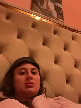 Snapshot of Flossy_Vettie chatting on March 2025 08:43:02 PM Flossy Vettie online show from March 2025 08:43:02 PM