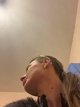 Snapshot of Flossy_Vettie chatting on March 2025 06:20:02 PM Flossy Vettie online show from March 2025 06:20:02 PM