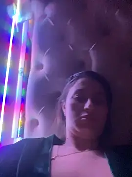 Snapshot of Flossy_Vettie chatting on November 2025 07:04:02 PM Flossy Vettie online show from November 2025 07:04:02 PM