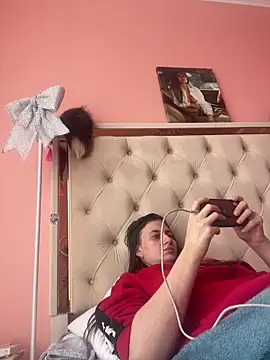 Snapshot of Flossy_Vettie chatting on November 2025 12:05:02 PM Flossy Vettie online show from November 2025 12:05:02 PM