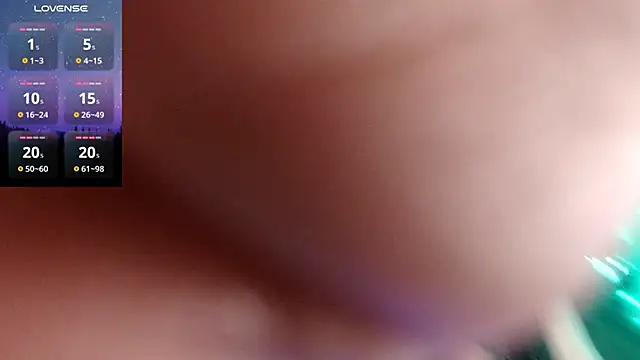 britteebee online show from December 2024 10:21:01 AM