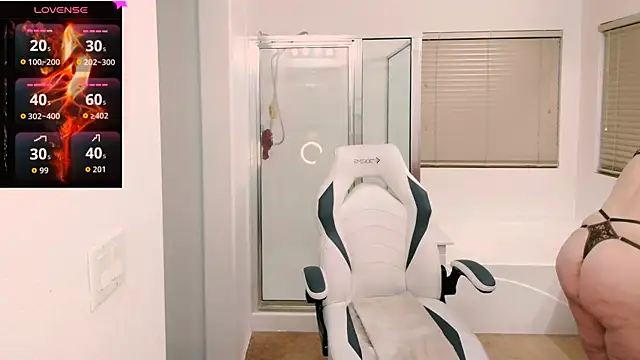 britteebee online show from March 2026 07:02:01 AM