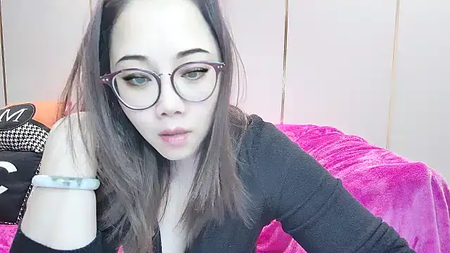 Giuliam online show from February 2025 12:30:01 AM