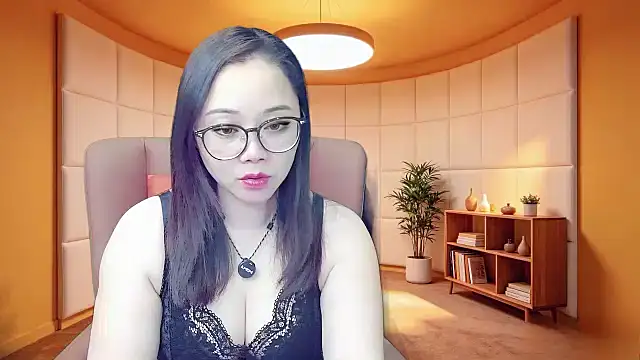 Giuliam online show from April 2026 06:56:02 AM