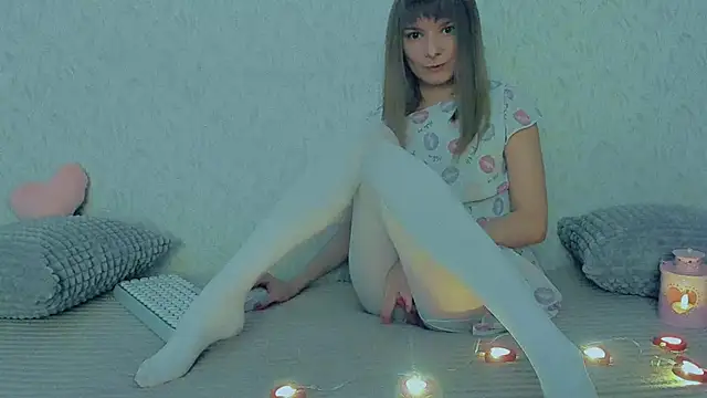 YourCaramel online show from February 2025 08:10:02 AM