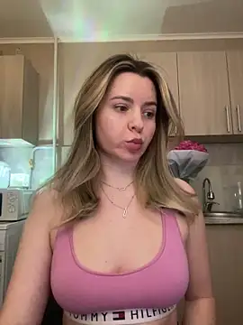 Snapshot of NastyushaaLove chatting on February 2025 05:42:01 PM NastyushaaLove online show from February 2025 05:42:01 PM