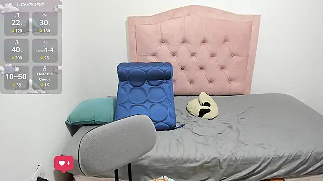 Nazlyy30 online show from February 2025 01:02:01 AM