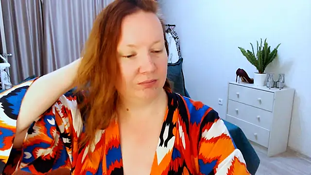 GoddessLara online show from October 2025 09:02:01 PM