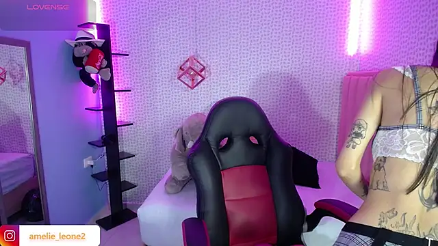 AMELIELEONE online show from March 2025 02:28:02 AM