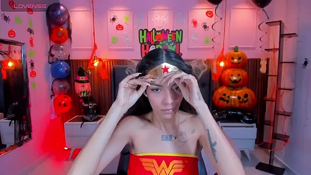 AMELIELEONE online show from October 2025 12:16:02 PM