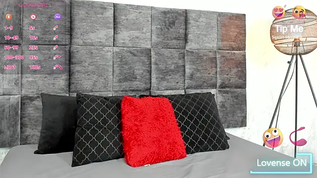 SusanRodriguez  online show from January 2025 12:04:02 AM