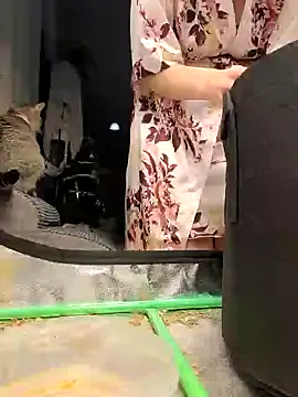 ScarletCallings420 online show from December 2024 07:18:01 PM