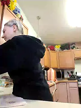 ScarletCallings420 online show from December 2024 08:21:02 PM