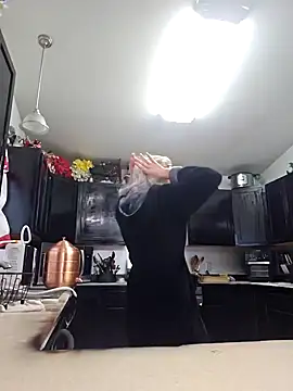 ScarletCallings420 online show from December 2024 09:28:02 PM