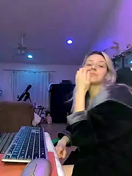 ScarletCallings420 online show from January 2025 03:55:02 PM