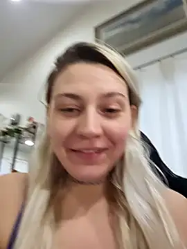 ScarletCallings420 online show from February 2025 06:32:02 PM