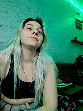 Snapshot of ScarletCallings420 chatting on March 2026 12:27:02 PM ScarletCallings420 online show from March 2026 12:27:02 PM