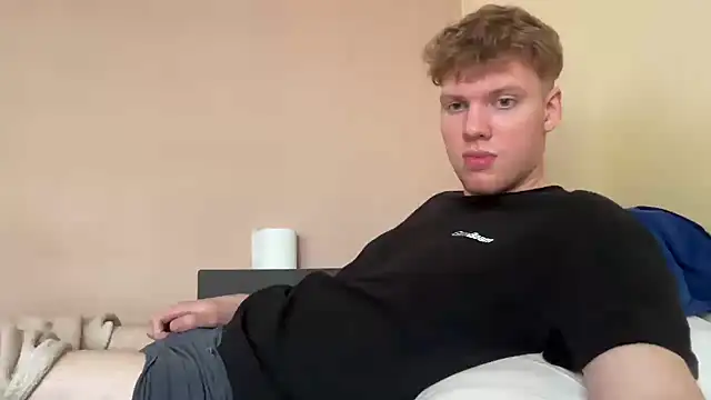 Snapshot of sexybooii6968 chatting on October 2025 11:33:02 AM sexybooii6968 online show from October 2025 11:33:02 AM