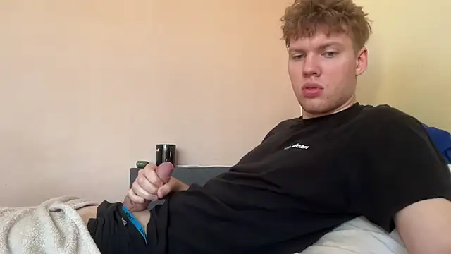 Snapshot of sexybooii6968 chatting on November 2025 10:25:02 AM sexybooii6968 online show from November 2025 10:25:02 AM